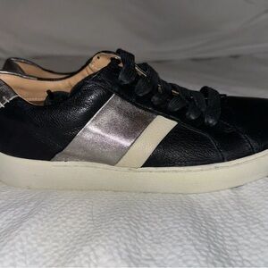 Frye And Co Women's Hallie Low Lace Sneaker Black Sz 7.5 W